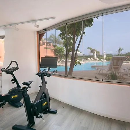 Spectacular Frontline Penthouse Apartamento